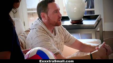 Горячая нимфа ебется с мужиком в интересных позах