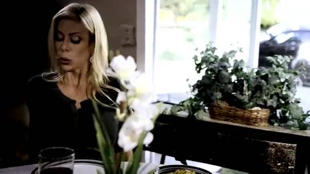 Незабываемый секс неопытного пацана с двумя грудастыми блондинками