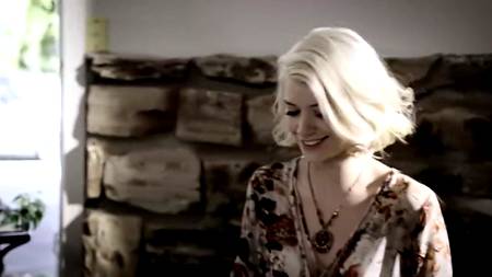 Незабываемый секс неопытного пацана с двумя грудастыми блондинками