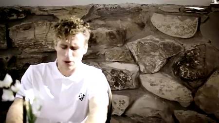 Незабываемый секс неопытного пацана с двумя грудастыми блондинками