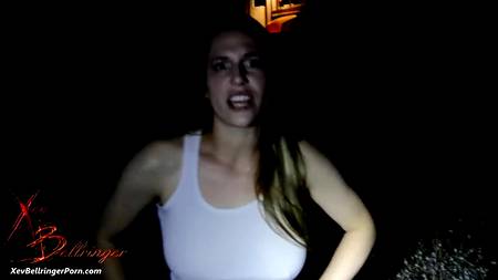 Девушка с красивой грудью прибалдела от действий активного самца