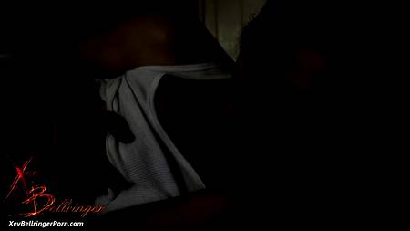 Девушка с красивой грудью прибалдела от действий активного самца