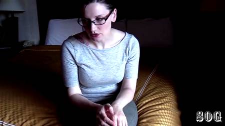 Снял дома на камеру как трахнул женщину с упругим бюстом