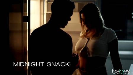 Нарезка красивой порнухи с отдающимися во все места девками