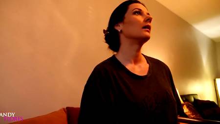 Неугомонный пихарь снимает хоум порно с грудастой женщиной