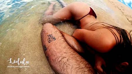 Оприходовал на пляже от первого лица сексапильную сучку с натуральной грудью