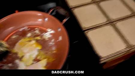 Замутил секс втроем с красивыми девочками которые хотят смачный камшот