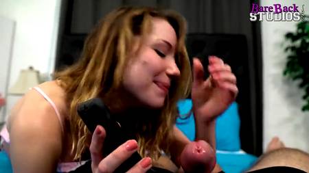 Снял домашний секс от первого лица с привлекательной блондой