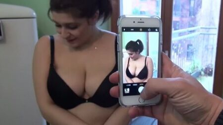 После флирта заплатил за секс толстенькой девушке с шикарной грудью