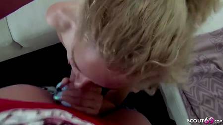 Снял на камеру как трахнул за деньги худенькую блондинку