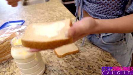 Порвал на девушке штаны и смачно отодрал в разных позах