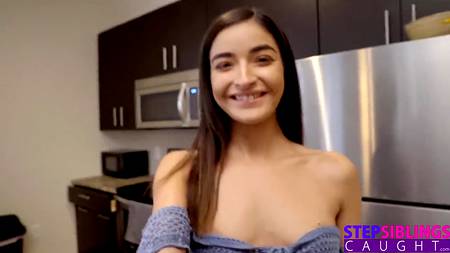 Порвал на девушке штаны и смачно отодрал в разных позах