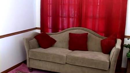 Девочка приятно развлеклась с негром