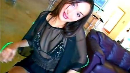 Брюнеточки стремятся получить анал