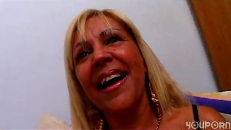 Зрелая поклонница анала