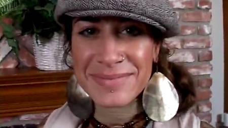 Татуированная Мона сосет