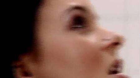 Сексоголичка в клинике занимается лечебным сексом