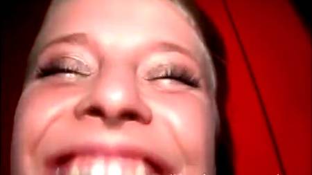 Худую девку пустили по кругу