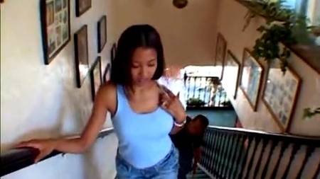 Клининговая компания заботится о чистоте члена