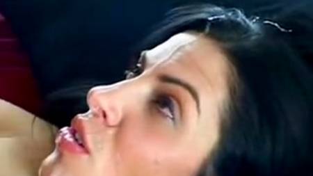 Все лицо в сперме