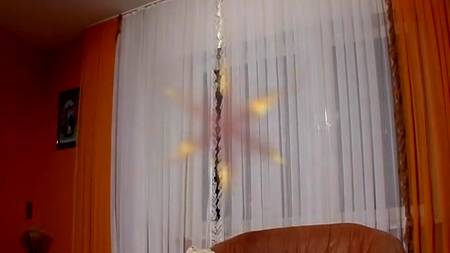 .Зрелые тетки соблазнили усатого кавалера для групповухи