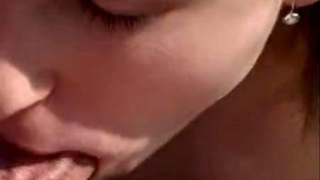 Поимел в попу незнакомку