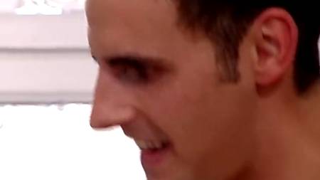 Неслабый анальный секс с грудастой женой