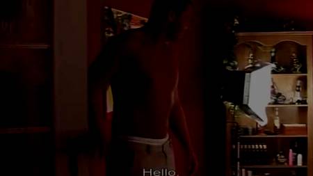 Восемнадцатилетняя фея отдается в тугую задницу