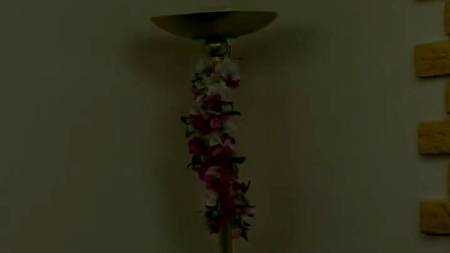 Сначала девка трахает парня, а потом он ее