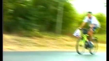 Парень снял целую подборку золотого дождя