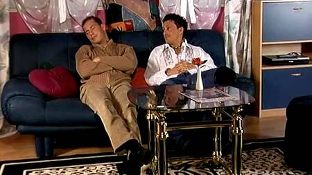 Сексуальный сюрприз для гостя