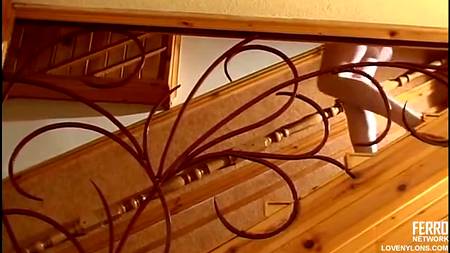 Милая служанка решила отдаться видному господину