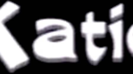 Худая падчерица жарко ебется с отчимом пока мать спит