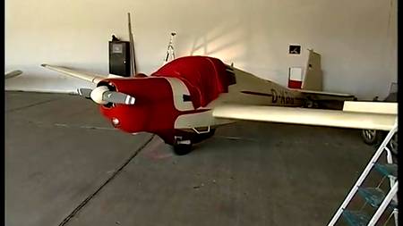 Богатая клиентка выбирала самолет, но закончилось все сексом