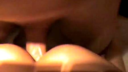 Аккуратно распечатал попку жены