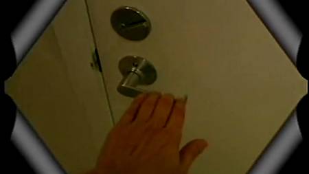 Роскошная рыжая дама заработала сперму