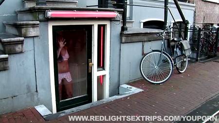 С проституткой гораздо слаще, чем с женой