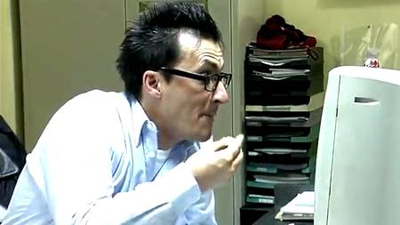 Испанка с большим клитором хочет анального перепихона