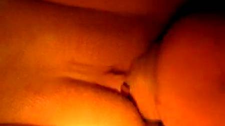 Растянул жене попу