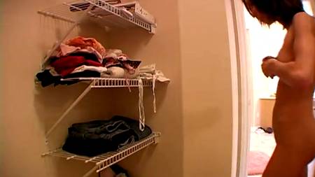 Отложила все дела и взяла вибратор