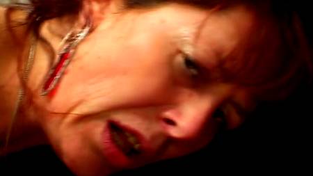 Рыжей даме хорошо с молодым любовником