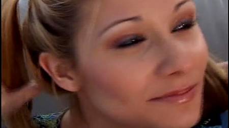 Две блондинки поделили одного мужика