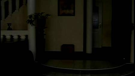 Очаровательно дала в две дыры