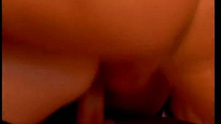 Поимели рыжую немку в обе дыры