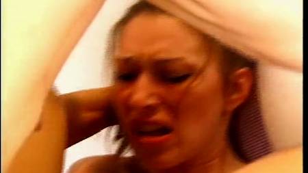 Жесткий трах с пирсингованой девкой