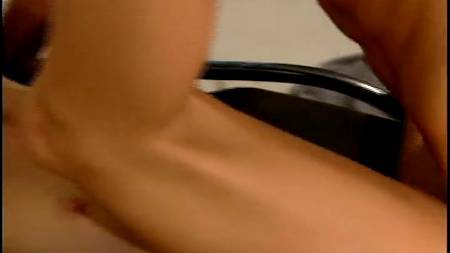 Поимел в разных позах и спустил на лицо