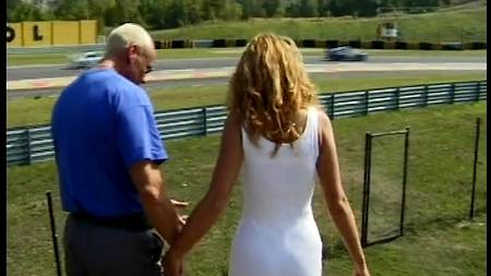 Как трахаются любители автогонок