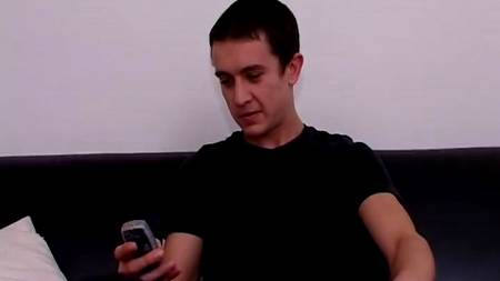 Удовлетворил двух телок