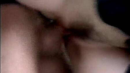 Приехала к бабушке в деревню и отдалась в очко фермеру