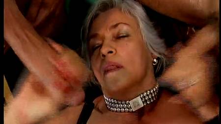 Свингерская оргия со зрелыми бабами